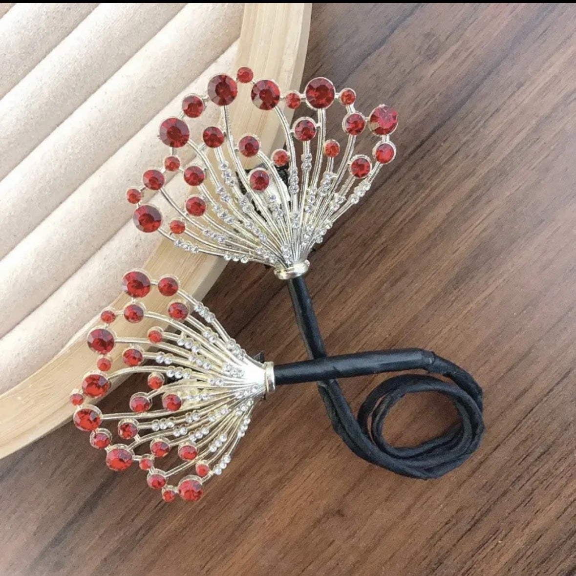 New Summer Fan-shaped Flower Hair Styling Tool